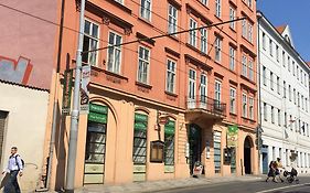 Charles Square Hostel