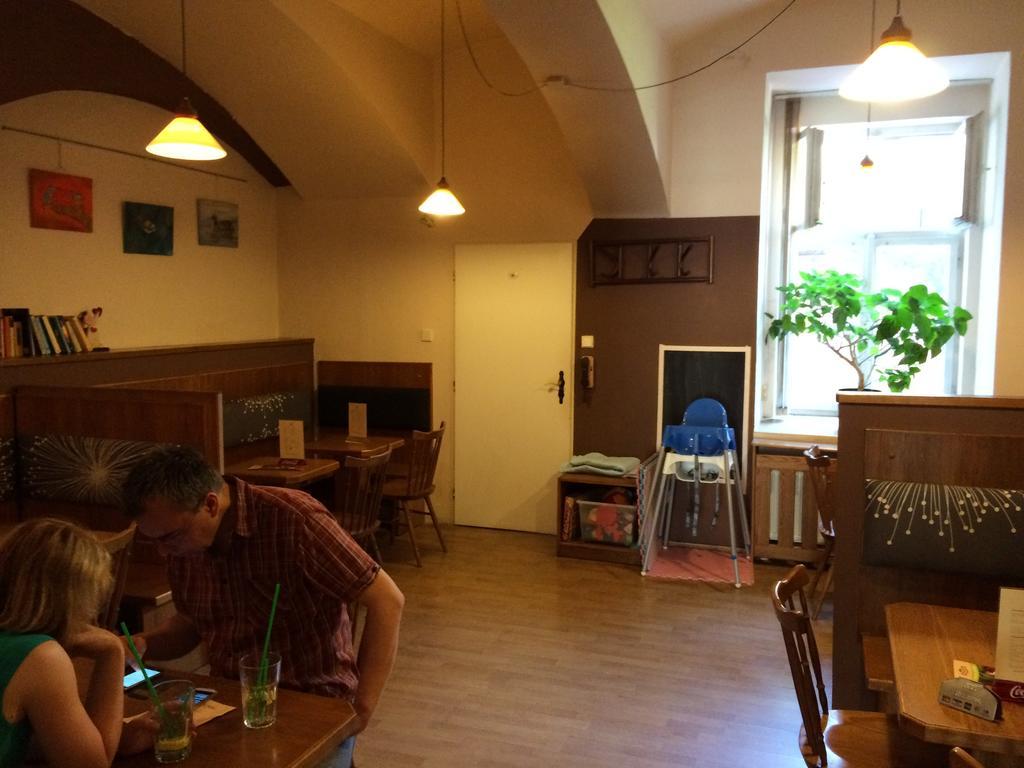 Charles Square Hostel Praga Exterior foto